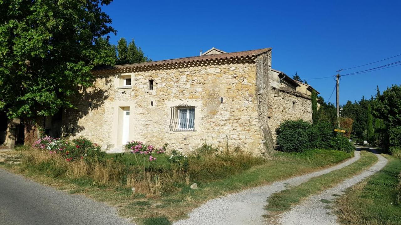 Maison Au Calme En Campagne Climatisee Caderousse Luaran gambar