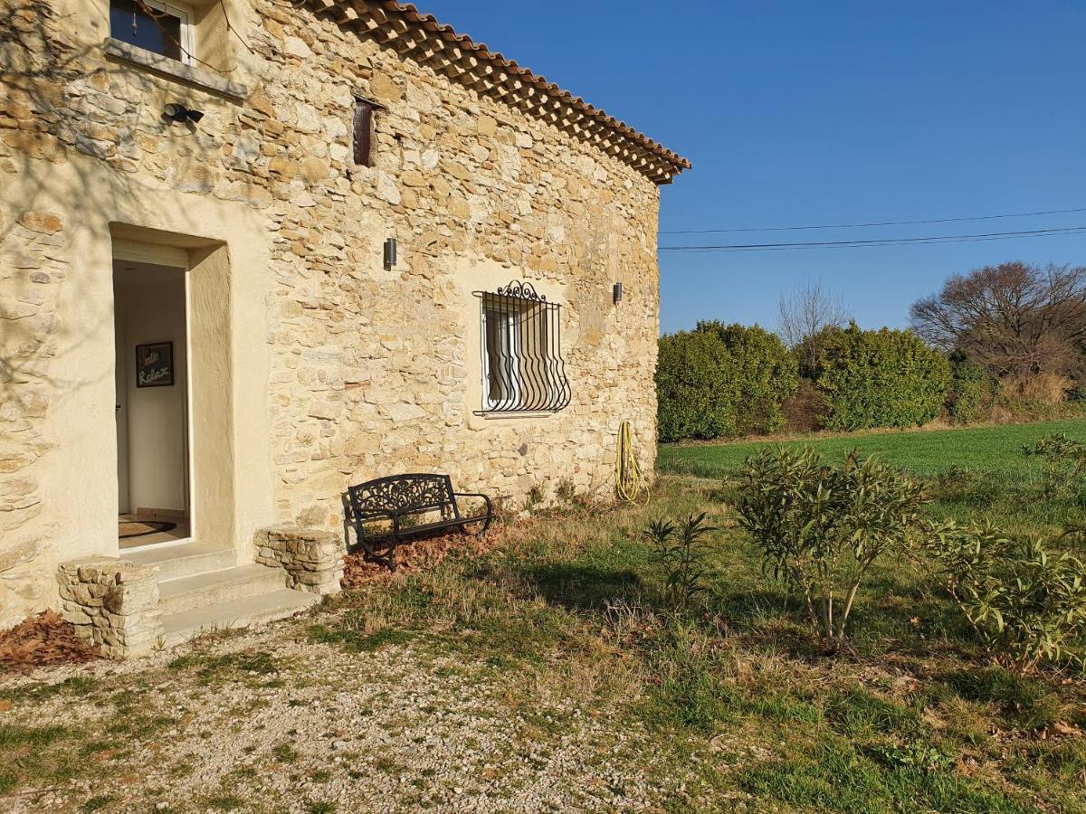 Maison Au Calme En Campagne Climatisee Caderousse Luaran gambar